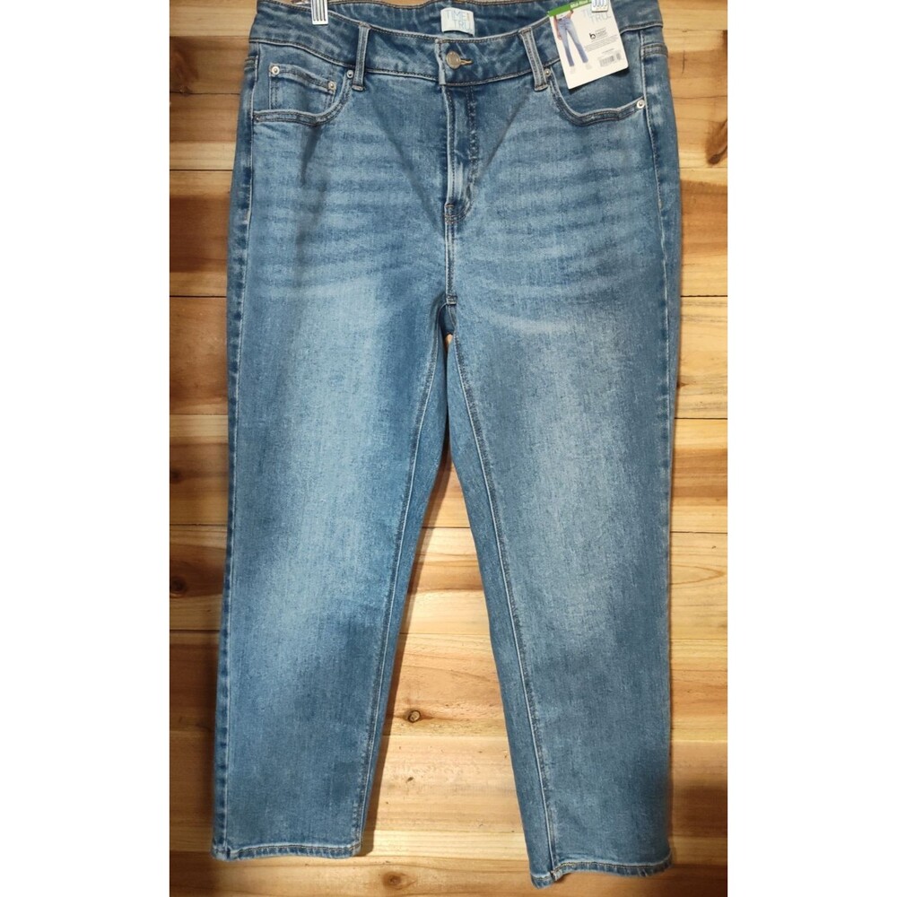 Time And Tru Womens Blue Jean Size 16 Short Denim Midrise Straight Leg Pockets